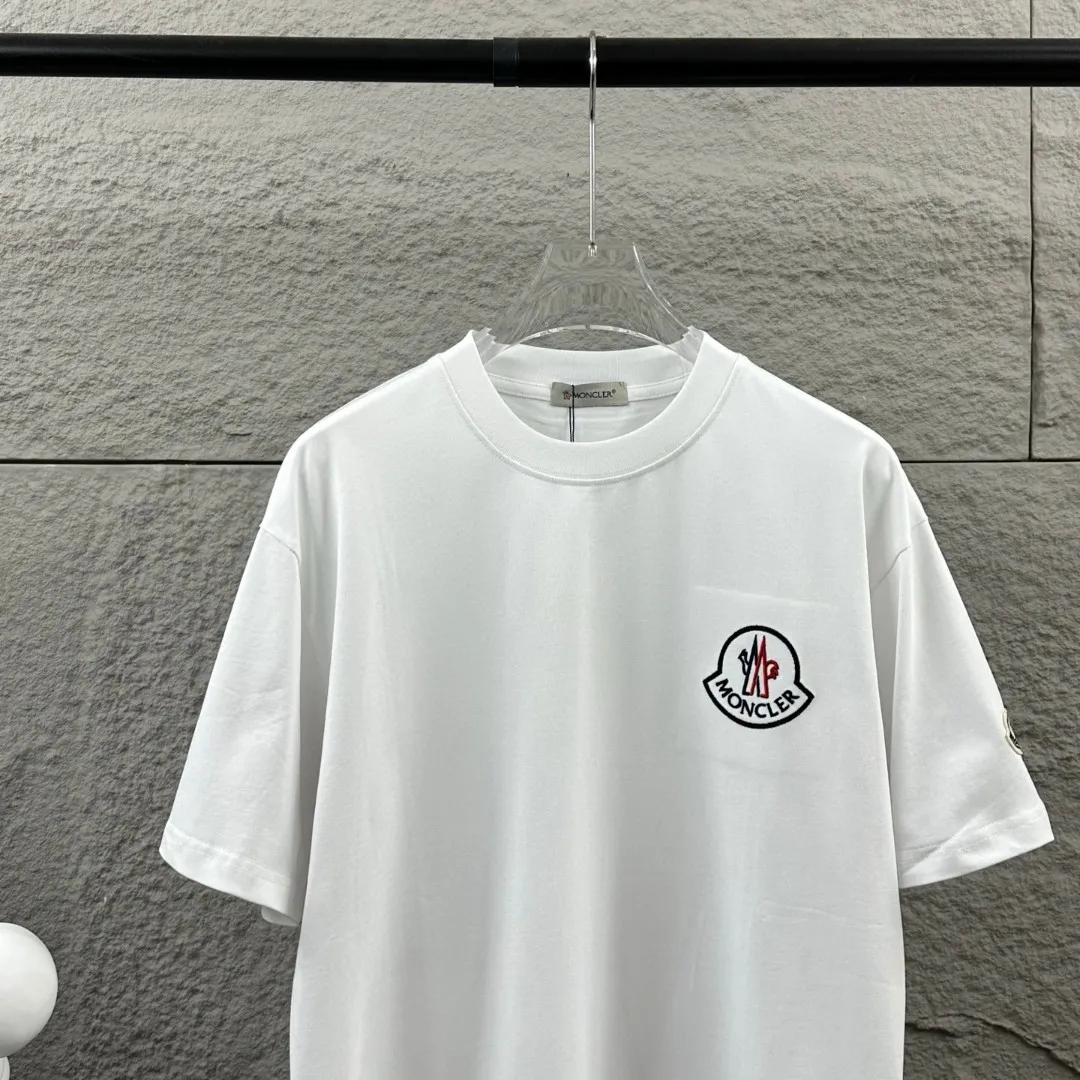 Moncle* *2026 New Arrival Classic T Same Style ：Black White Size： S （90-130 ） M （120-150 ） L （140-165 ） XL （160-180 ） XXL （180-210 ）